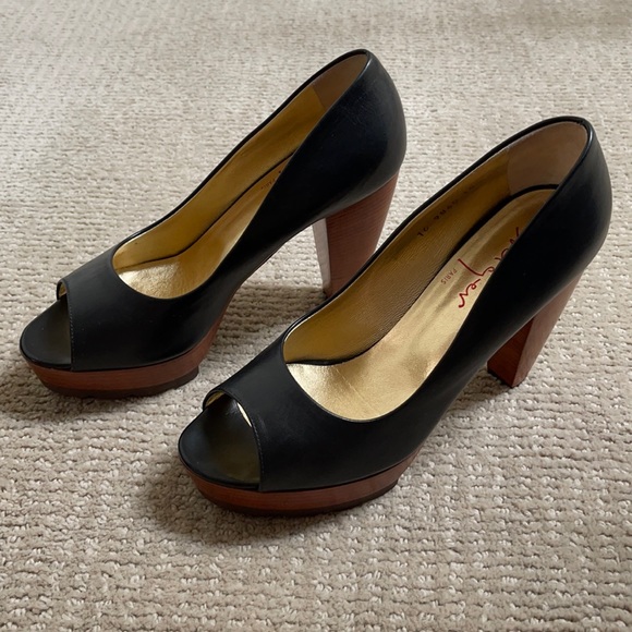 Walter Steiger pumps - Picture 1 of 5